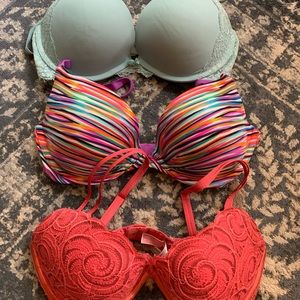 Victoria’s Secret bras